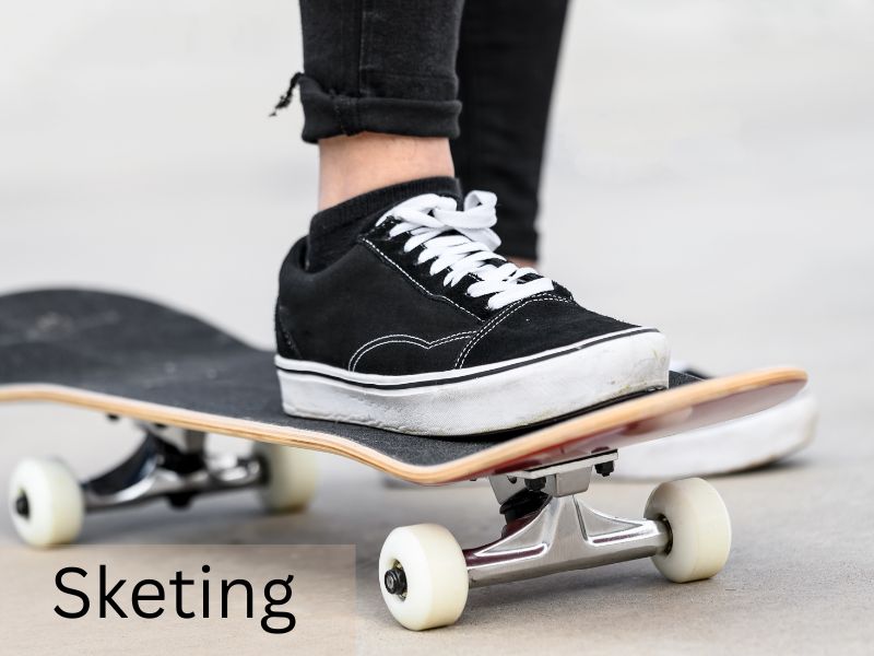 Skating shoes