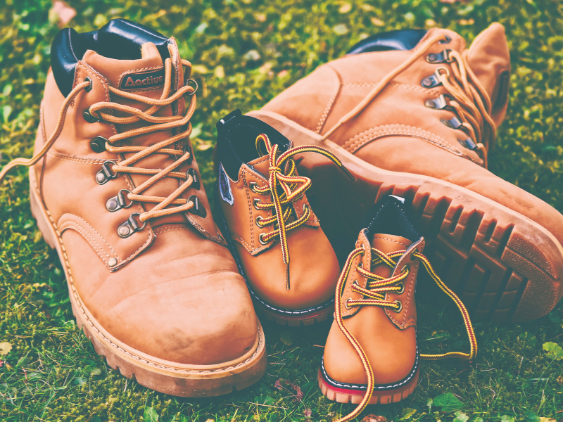 How to Shrink Leather Shoes